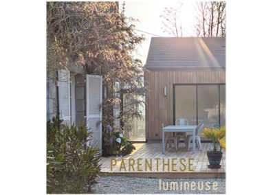 Extension bois d&rsquo;une maison en pierres